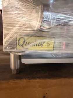 24” Qualite Standard Series Commercial Gas Charbroiler – 2 Burners | New