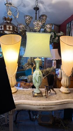 Mid century beautiful table lamp