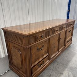 Thomasville Furniture Grand Classic vintage collection Italian style triple door dresser.