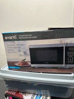 Avanti 0.7 Cu. Ft. Stainless Steel Microwave w/ Original Box