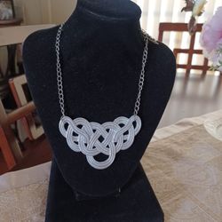 BEAUTIFUL SILVER TONED COLOR ON BRAIDED METAL $10. Reduced $5.Read Description