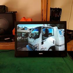 Sanyo 26" TV DVD Combo 720p HD LCD