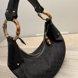 Gucci Bamboo Black Hobo Bag Size Medium