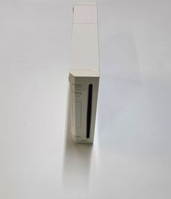Nintendo Wii Console *FOR PARTS OR REPAIR*