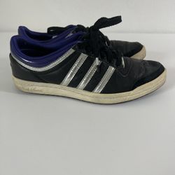 Adidas Sneakers Size 5,5