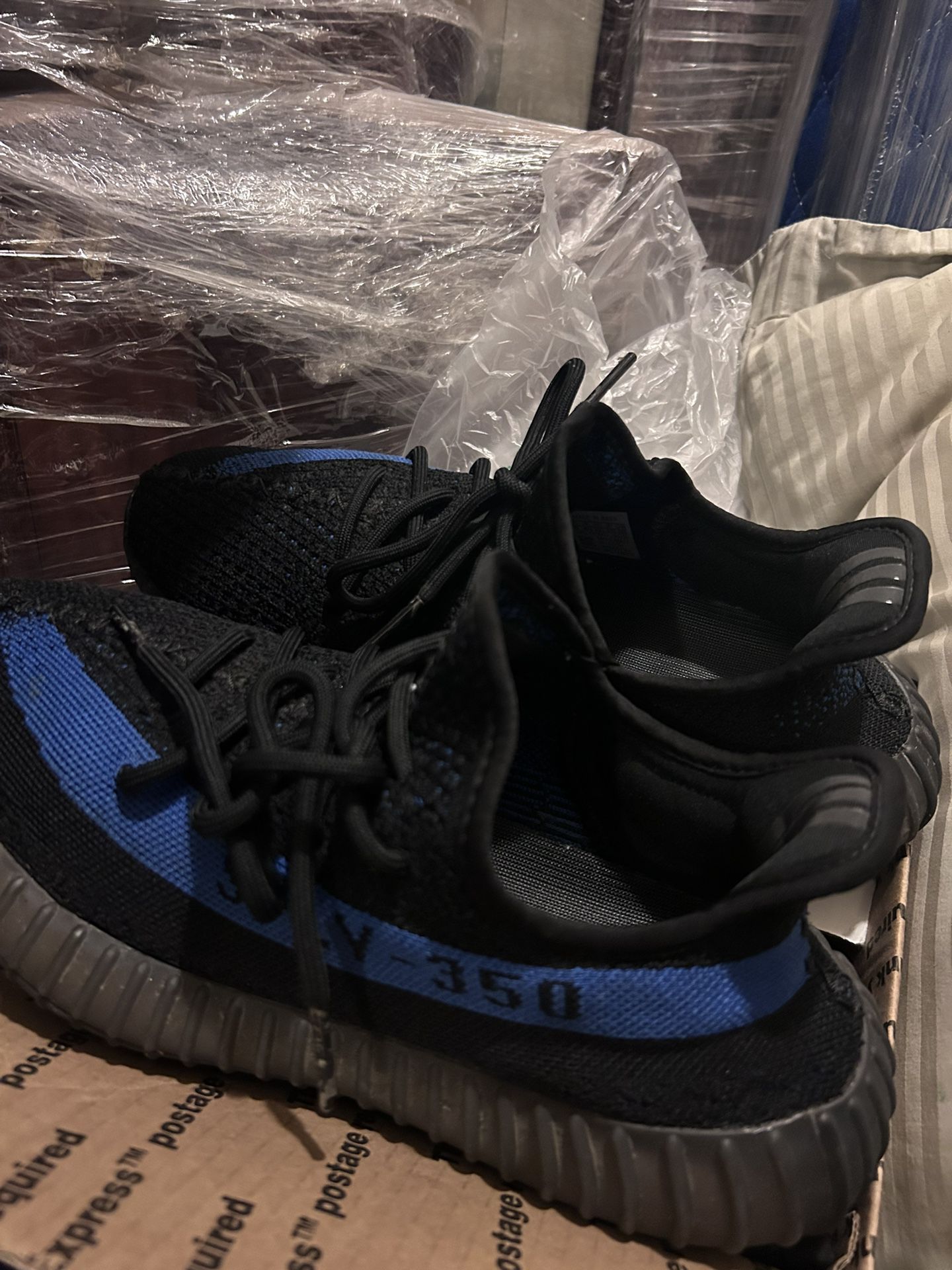 adidas mens Yeezy Boost 350 V2 Shoes