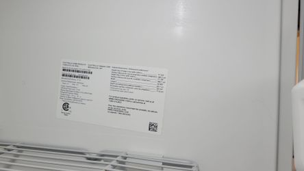 Frigidaire/ Electrolux 20 cf upright freezer