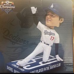 SHOHEI OHTANI BOBBLEHEAD (50/50)