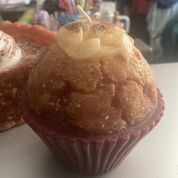 Muffin candle