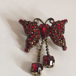 VINTAGE BEAUTIFUL RHINESTONE BROOCH STAMPED LC