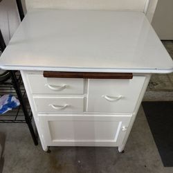 Antique Hoosier Cabinet – Early 1900s Kitchen Workstation