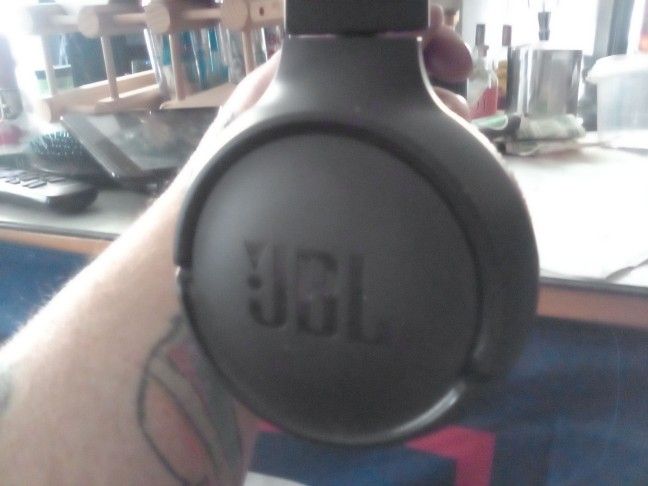 JBL Bluetooth Headphones 