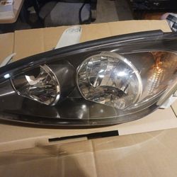 2002-2004 Toyota Camry Driver Side Headlight