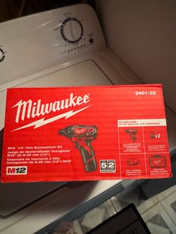 New Milwaukee. M12 12V 1/4 in. Hex Screwdriver Kit w/ (2) 1. 5Ah Batteries, Charger,