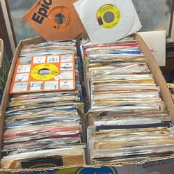 400 + 45rpm Vinyl Record Lot