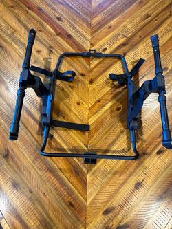 **Jeep Wagon 5-in-1 Car Seat Adapter — Like New
