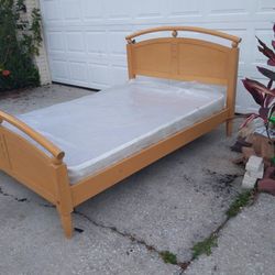Full bed Frame with Box spring!Nice!$125