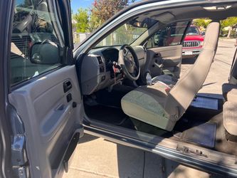 2007 Isuzu Truck