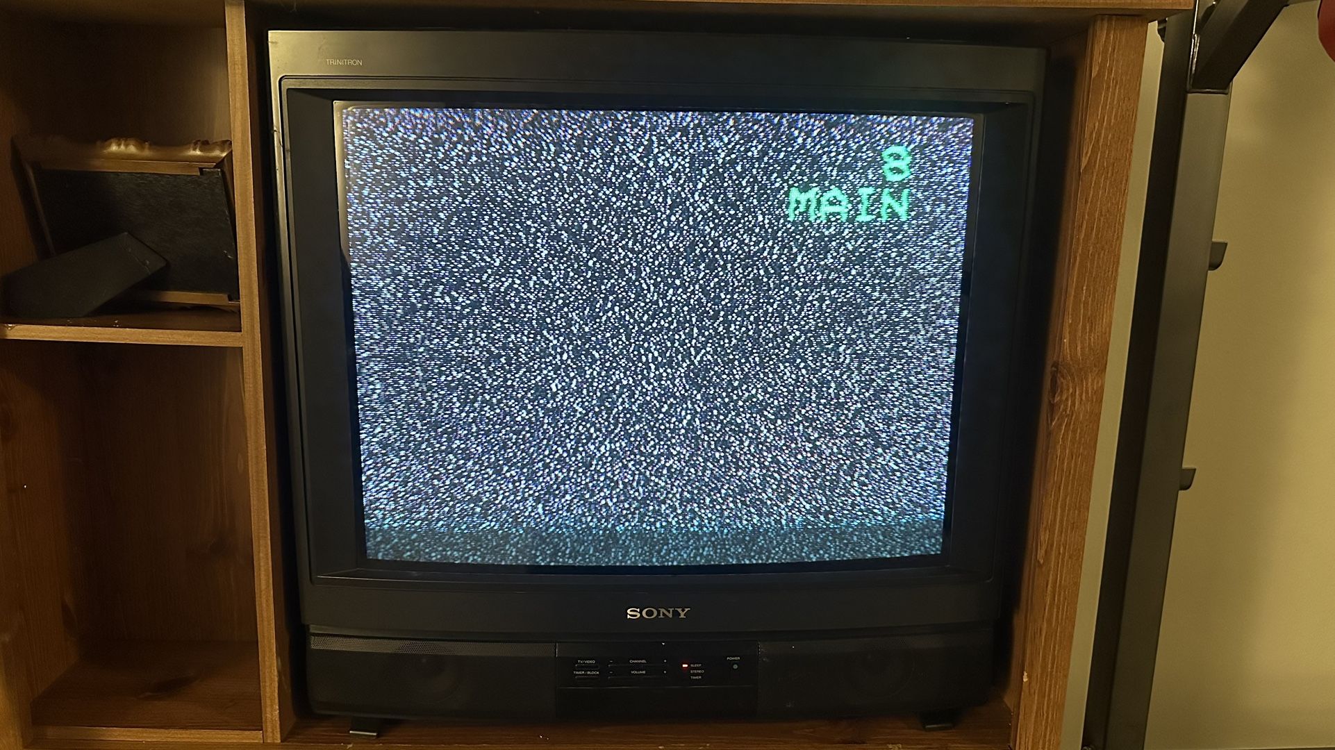 Sony 27” Trinitron CRT TV