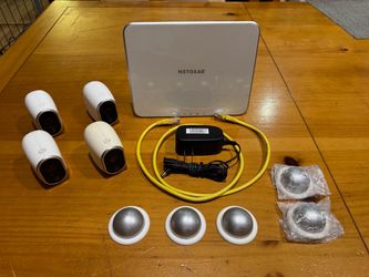 Netgear Arlo Base Station with 4 Cameras