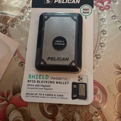 Pelican Magnetic Wallet