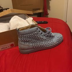 CHRISTIAN Paris Shoe