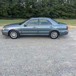 2004 Hyundai Xg350