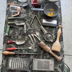 Vintage Kitchen Councils/Kitchen Decor/Decorations