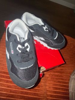 Reebok Size 7
