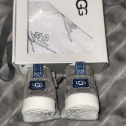 Infant UGG BOOTS Size 02/03
