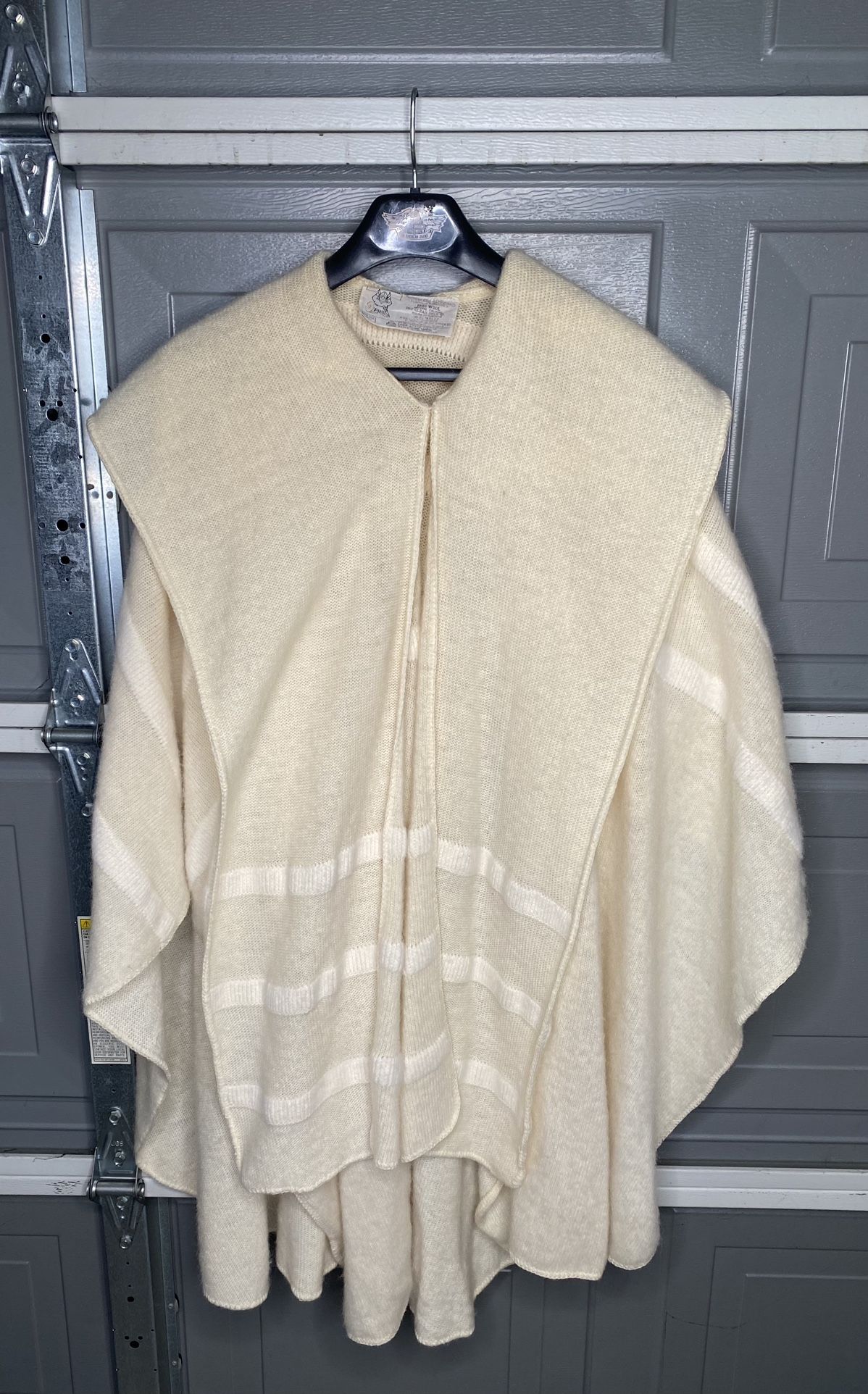 WOMENS RARE VINTAGE HILDA LTD 100% WOOL PONCHO JACKET COAT MADE IN ICELAND