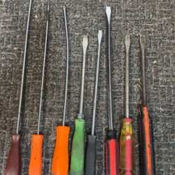 Large Screwdriver Lot