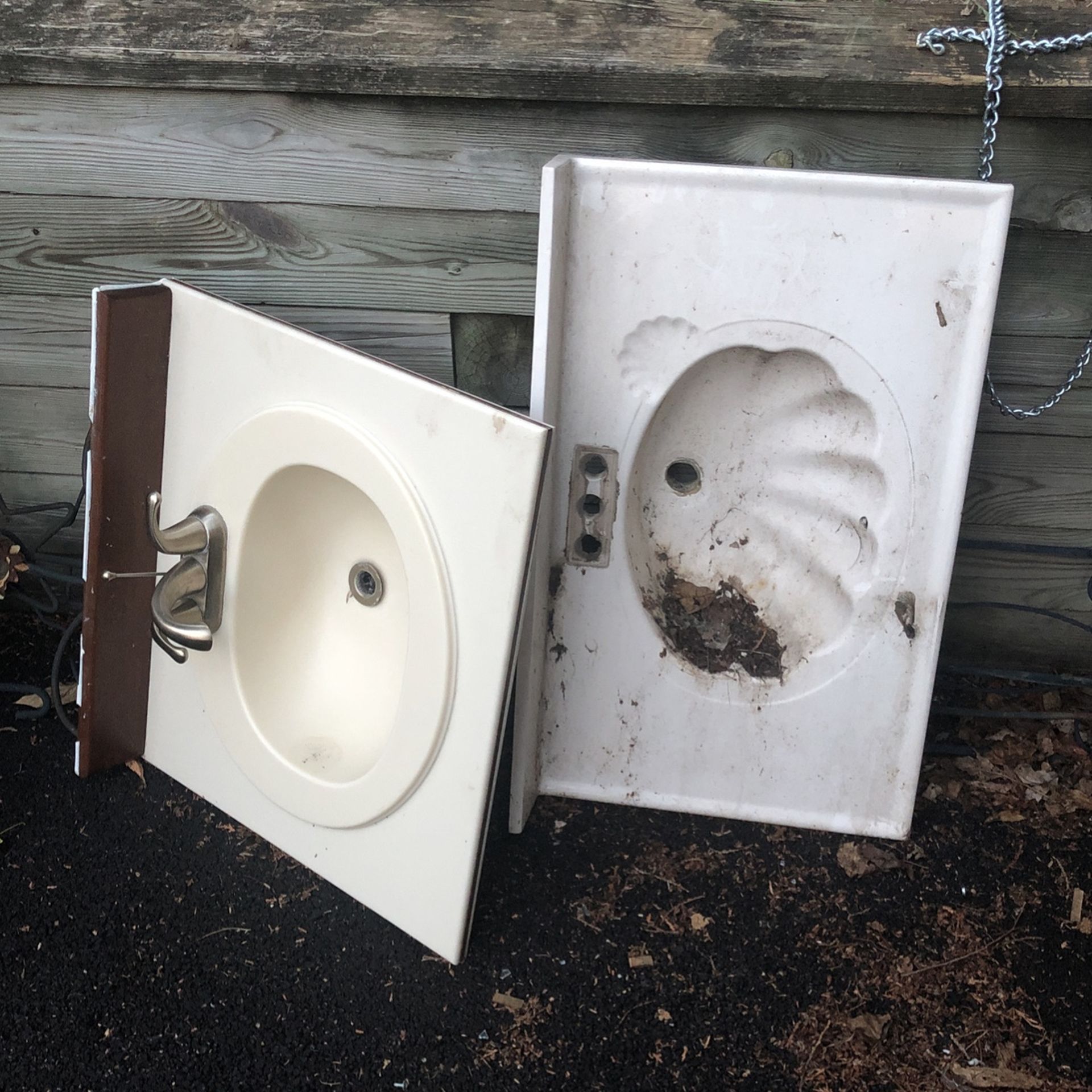 Curb Alert - 2 Bathroom Sinks