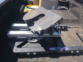 Pullrite Slider Hitch