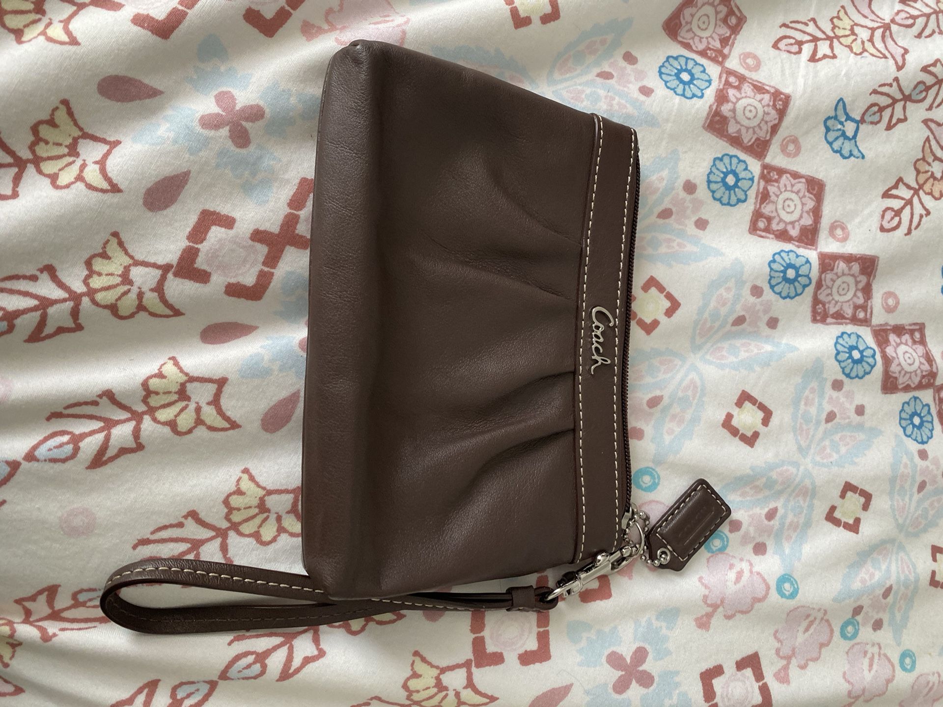 Woman’s Wristlet Purse