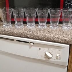 Drinking Glasses Set Of 6 Like New Door Pickup Read Description