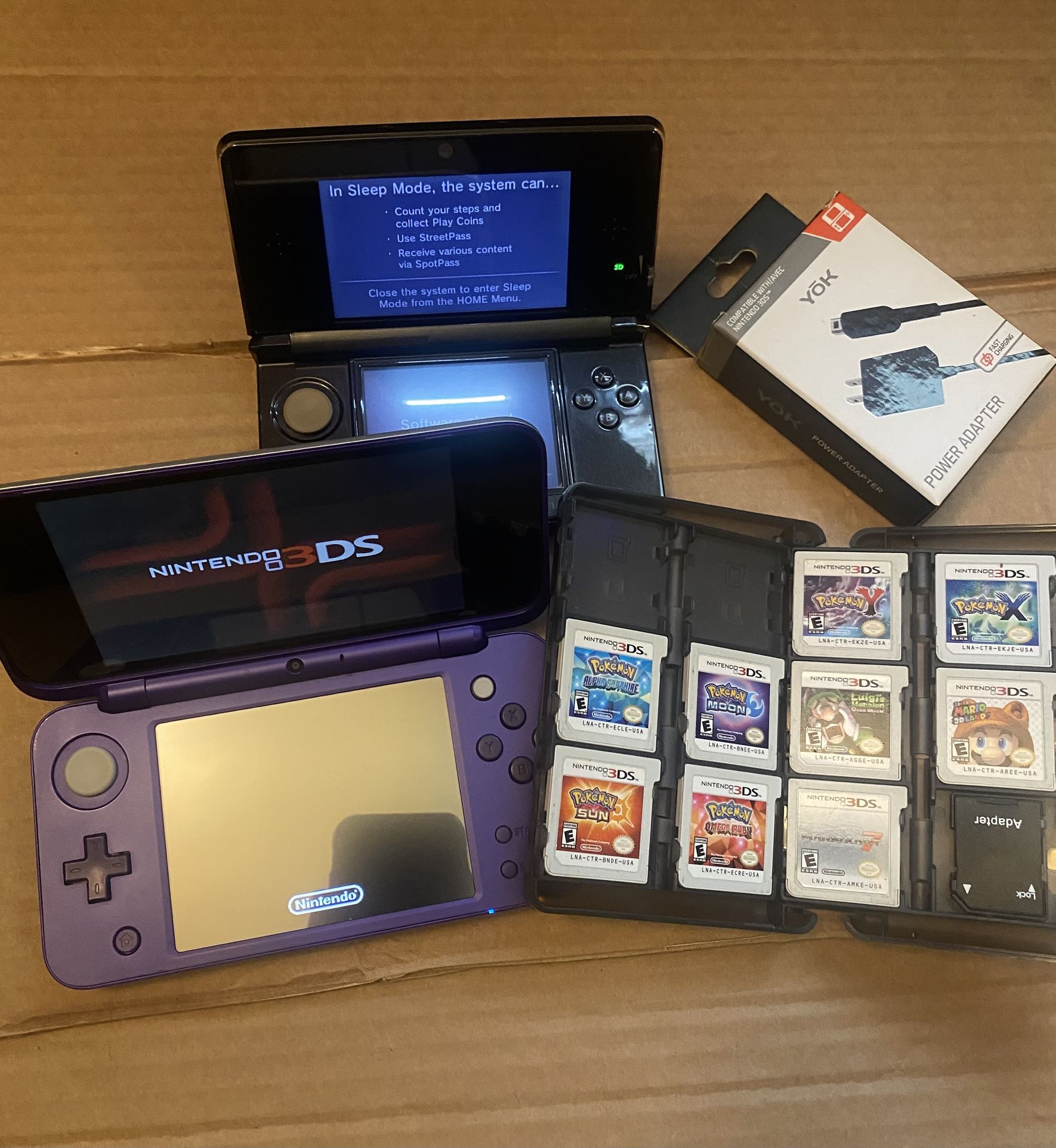 Two Nintendo 3ds w 9 Games