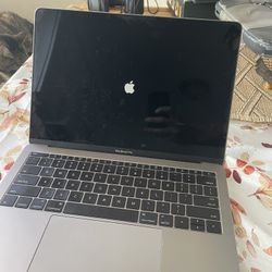 MacBook Pro 13-inch 2016 Two Thunderbolt 3 Ports With Charger And Bag