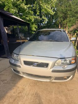 2004 Volvo S-60