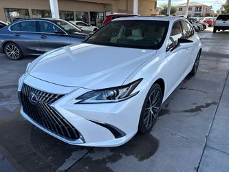 2022 Lexus ES 300h
