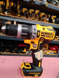 DEWALT HAMMER DRILL 20V XR BRUSHLESS 2 SPEED