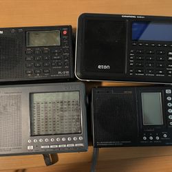 World Receiver Radio Lot 