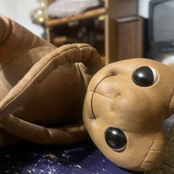 E.T. Universal Studios Memorabilia 