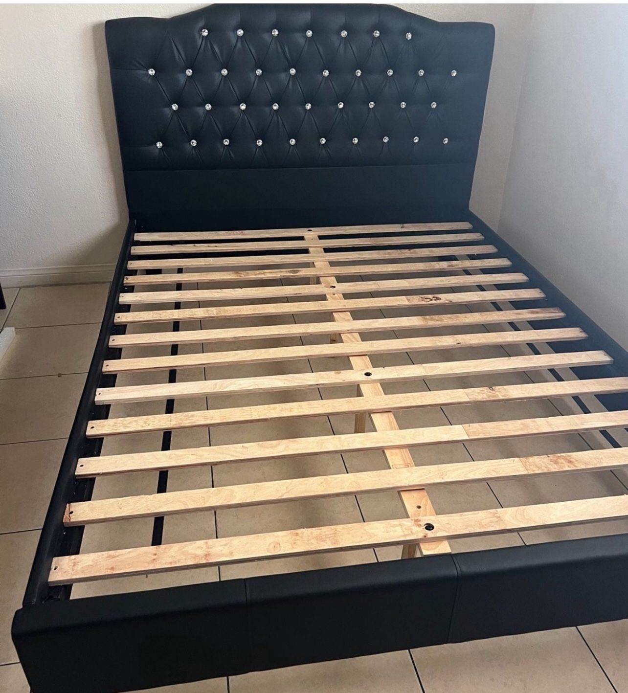Cama Queen Size Nueva En Caja Incluye Colchón