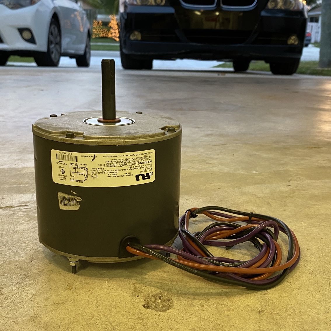 OEM Emerson Trane Condenser FAN MOTOR 1/4 HP 208-230v K55HXFDH-7740