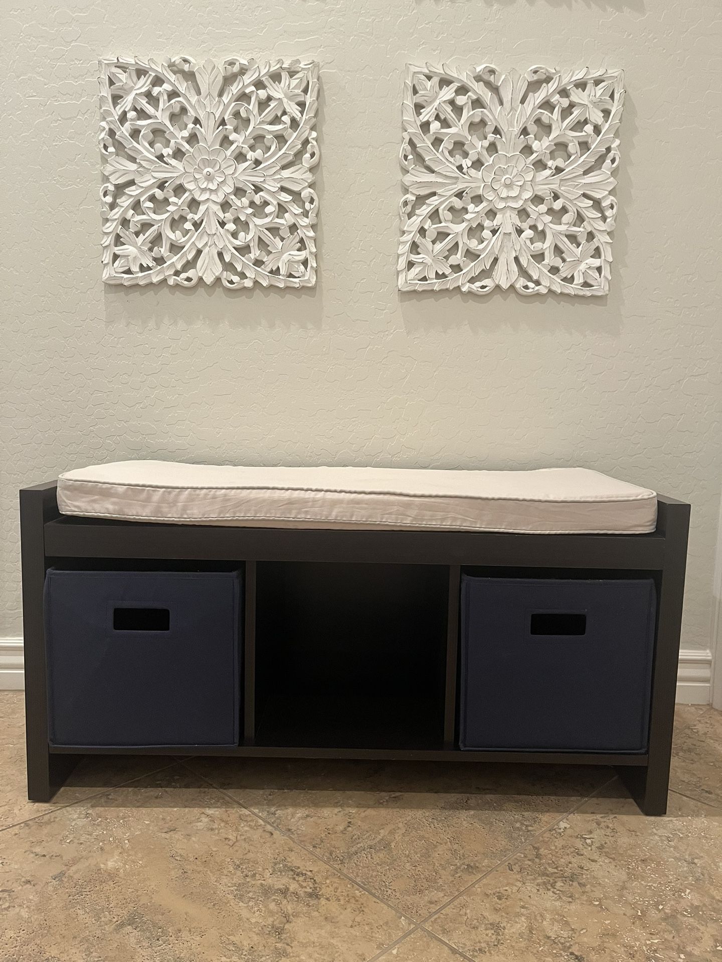 3 Cube Storage Bench With Cushion