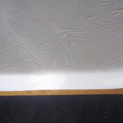 Queen bed and frame can deliver 