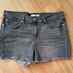 Women's Levi's Shorts
