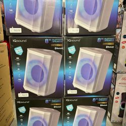 Compact And Powerful Bluetooth Party Speaker.  Free Wireless 🎤.  Brand New 