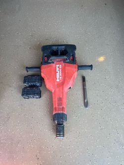 Hilti TE-2000 jackhammer